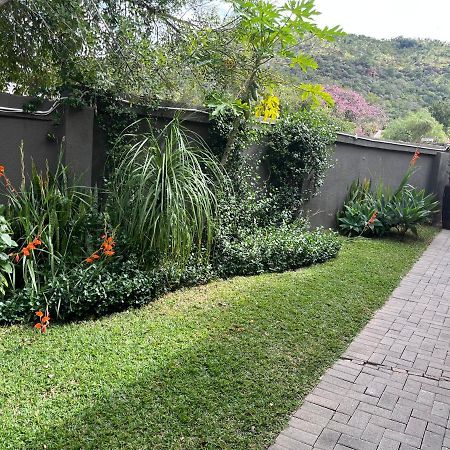 Toro Guest House Rustenburg Exterior foto